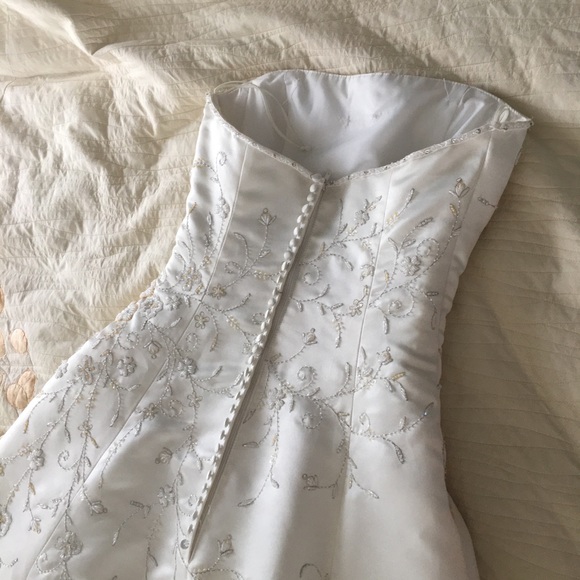 DEMETRIOS RN 98249 WEDDING DRESS - Picture 8 of 11